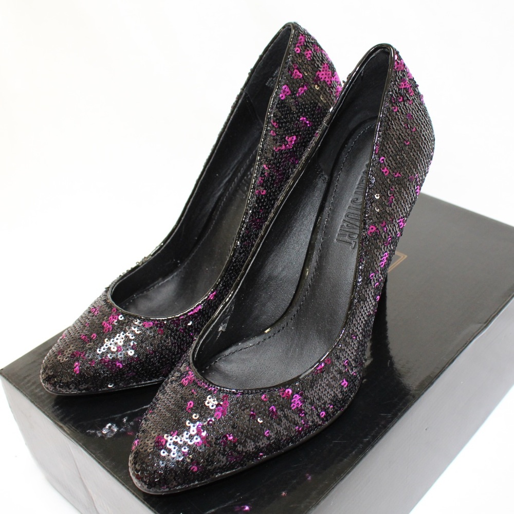 Victoria Secret- Colin Stuart Sequin Pumps